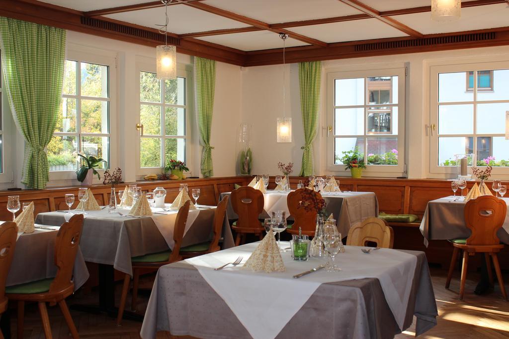 Gasthaus Zur Linde Glottertal Exterior foto
